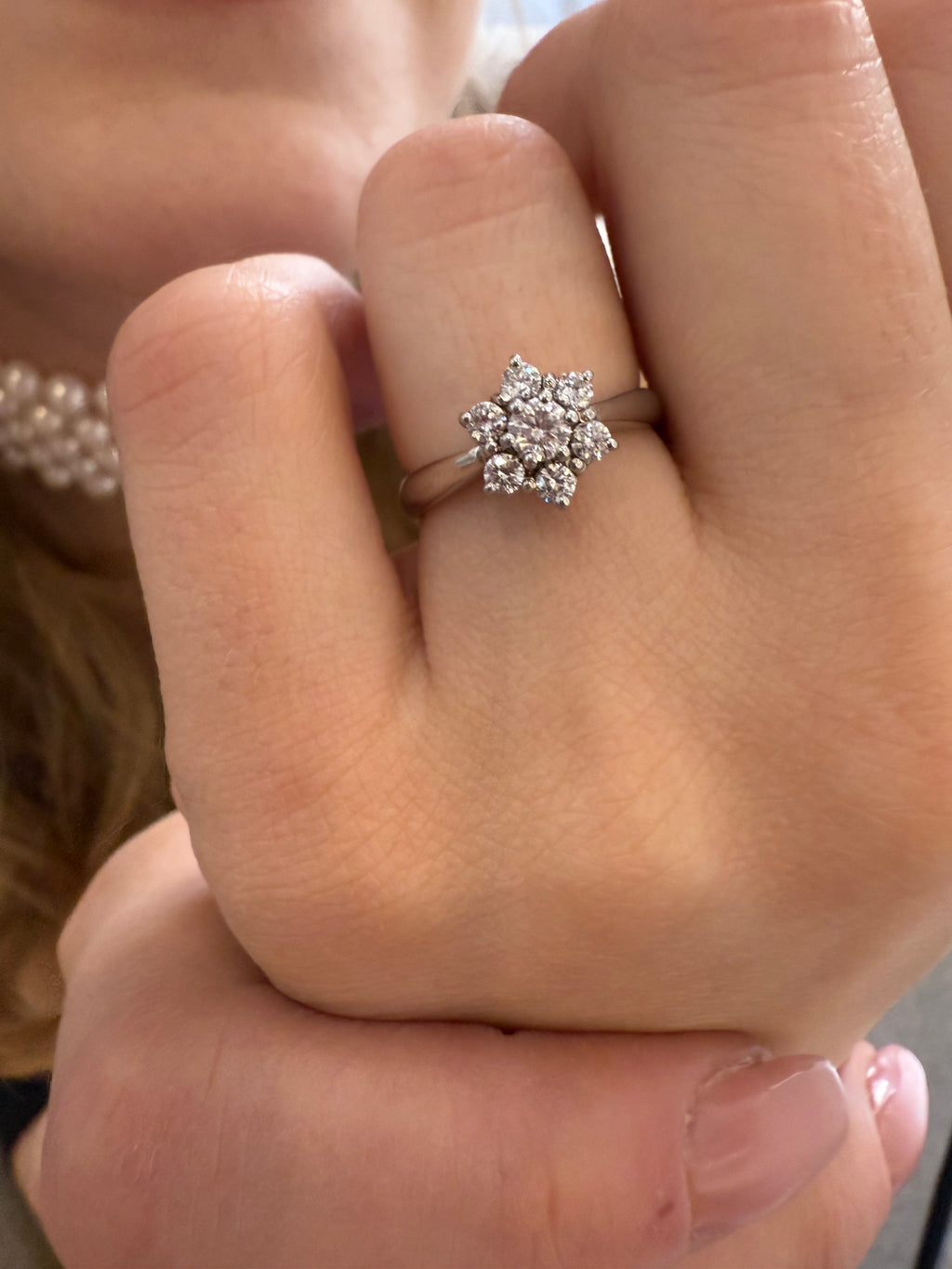 Anello a forma di fiore