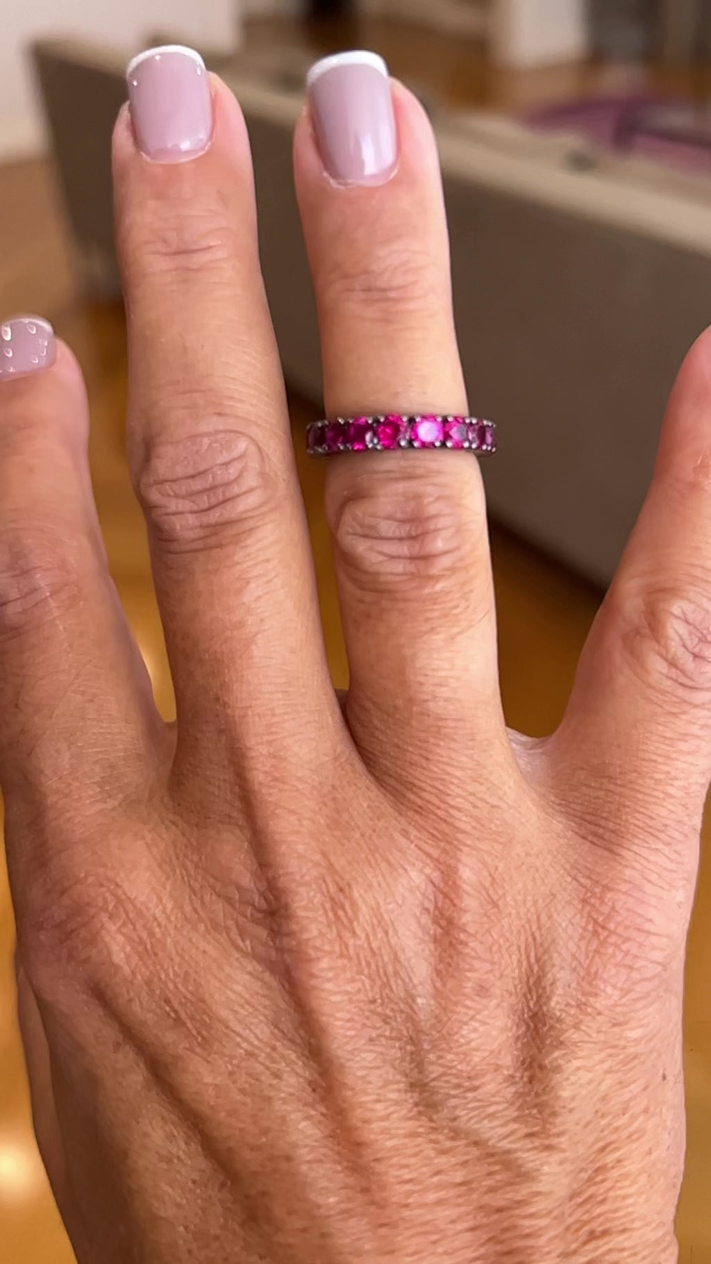 Fedina con rubini misura grande