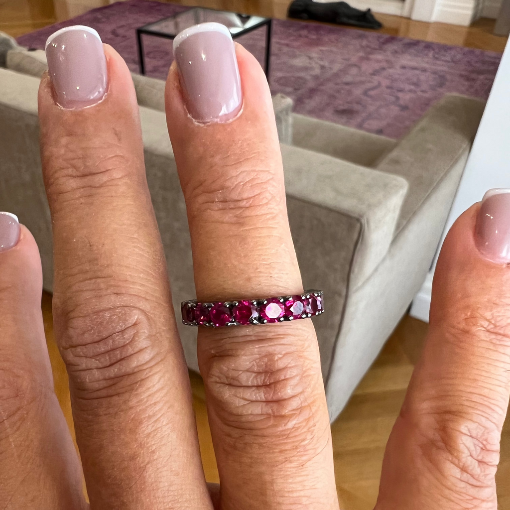 Fedina con rubini misura grande